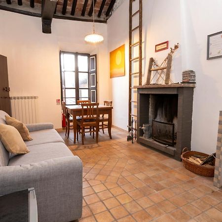 Centralissima Maison Di San Francesco, Unica E Accogliente! Sutri Eksteriør bilde