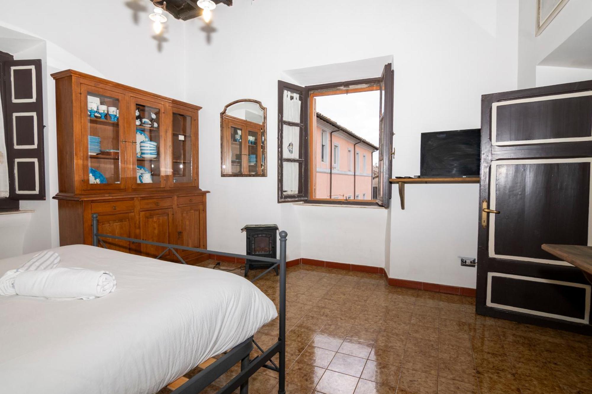 Centralissima Maison Di San Francesco, Unica E Accogliente! Sutri Eksteriør bilde
